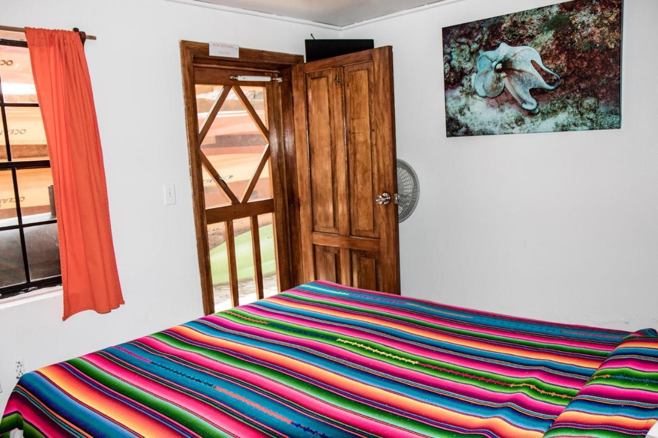 Seabreeze Inn West End Bagian luar foto