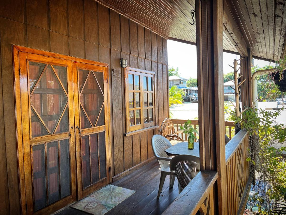 Seabreeze Inn West End Bagian luar foto