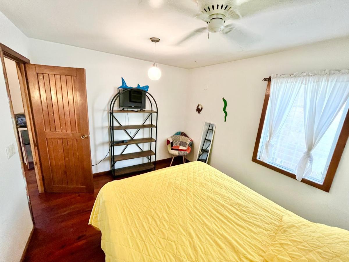 Seabreeze Inn West End Bagian luar foto